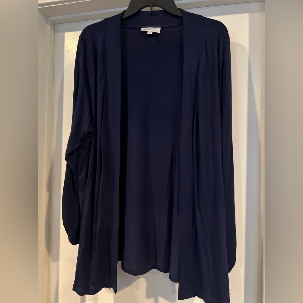 Lightweight cardigan with gathered accent on sleeve